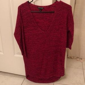 V neck quarter length sweater